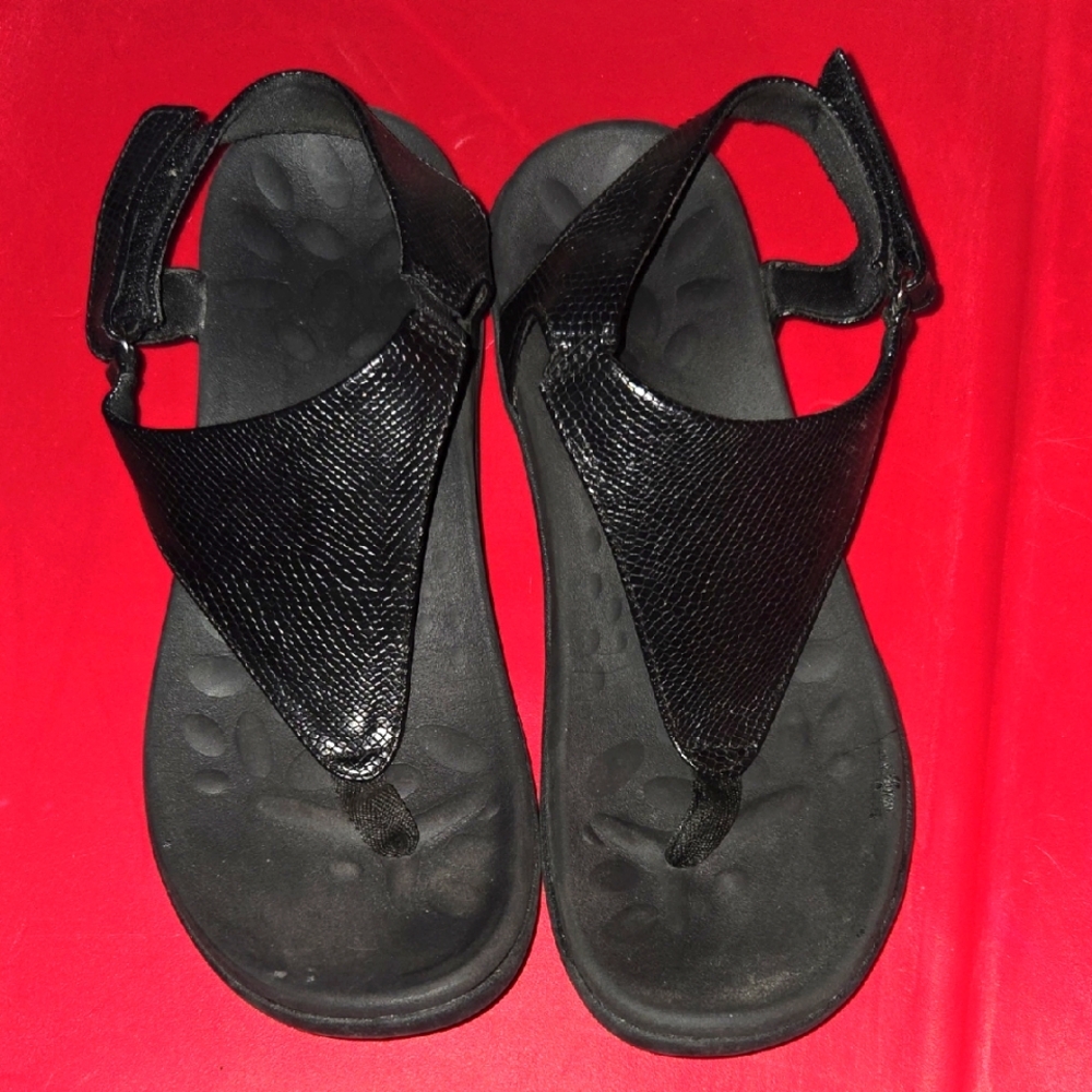 MEGNYA Black Women's Sandals